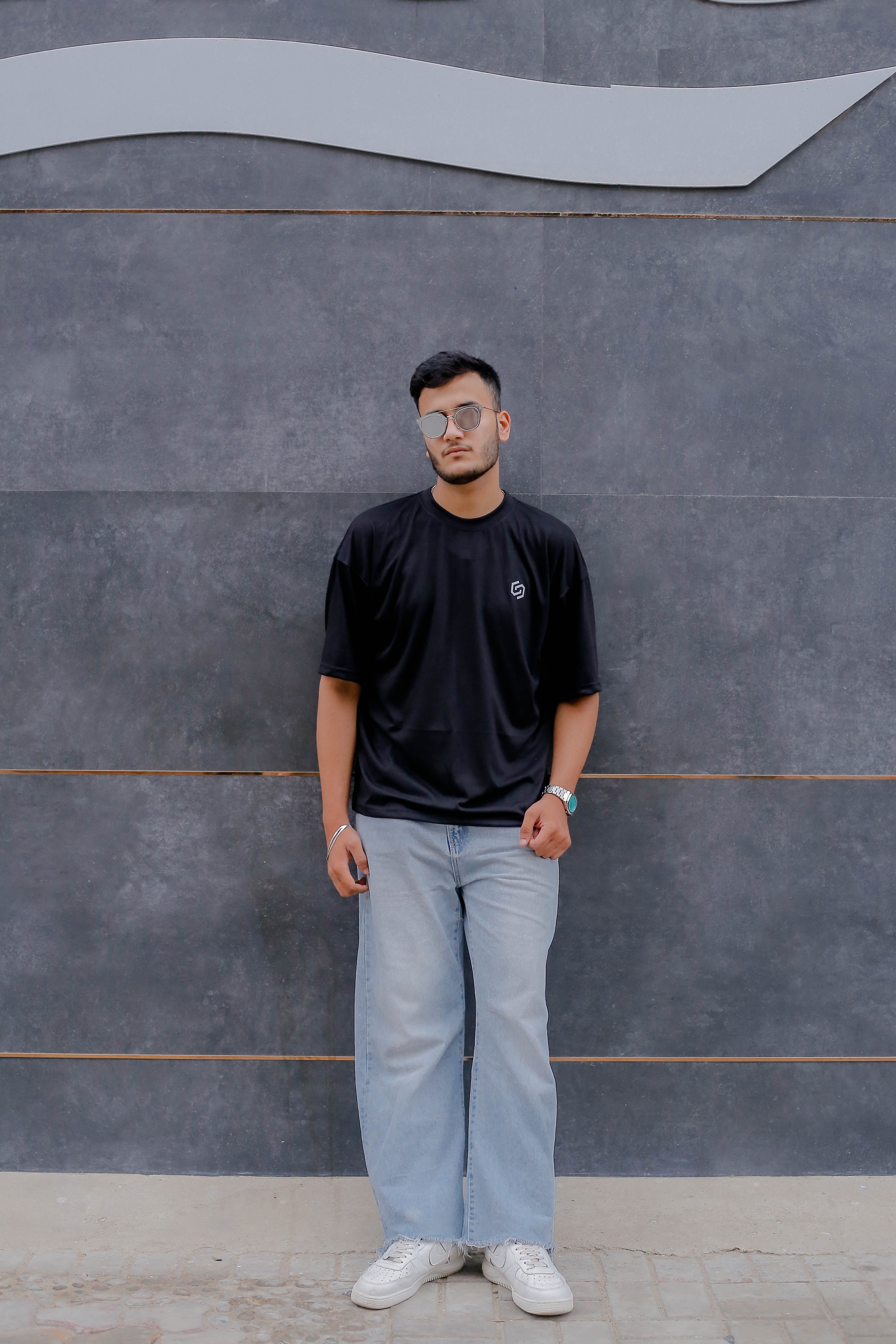 DROP SHOULDER PRINTED BLACK STREETWEAR REDEFINED