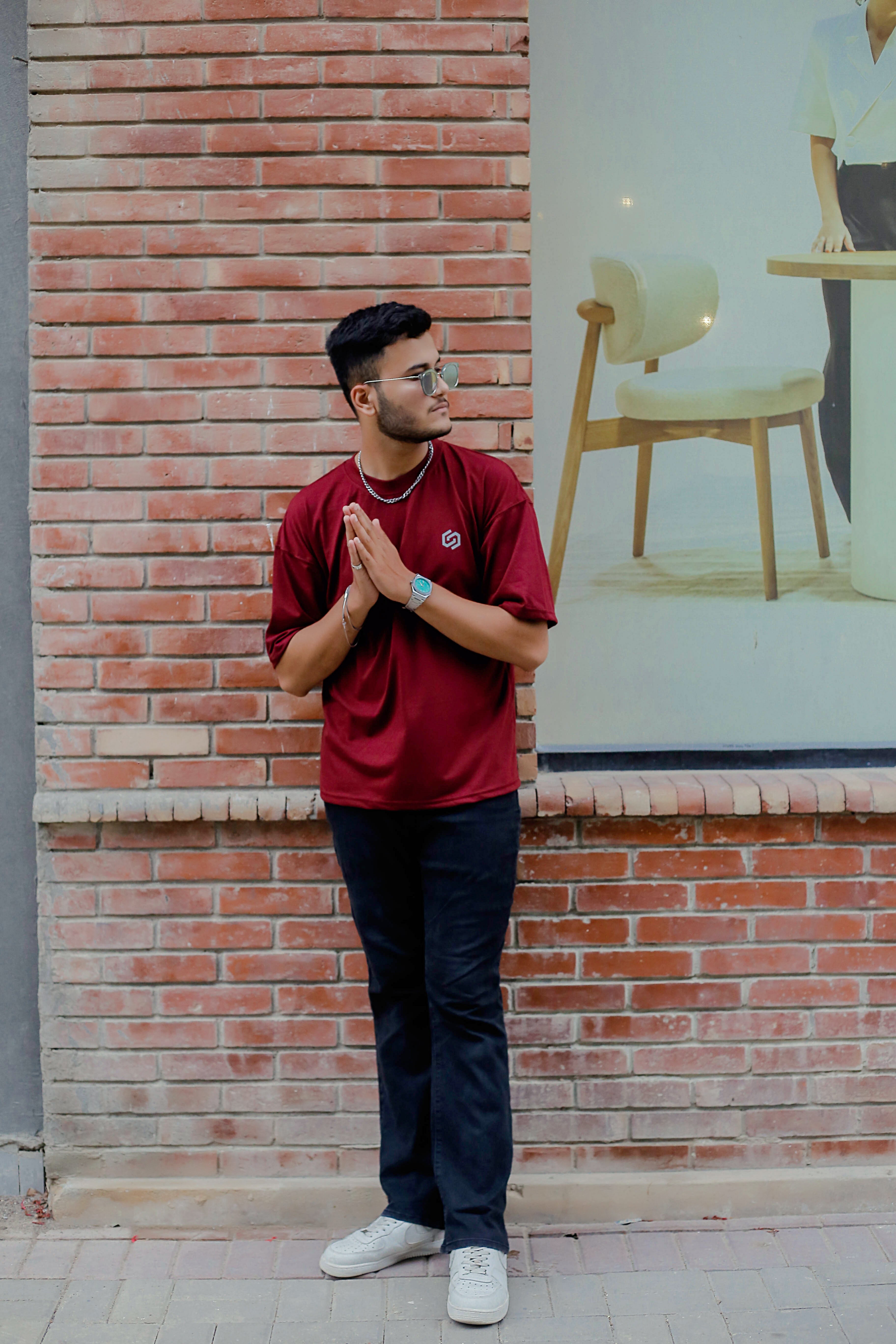 DROP SHOULDER PRINTED MAROON STREETWEAR REDEFINED