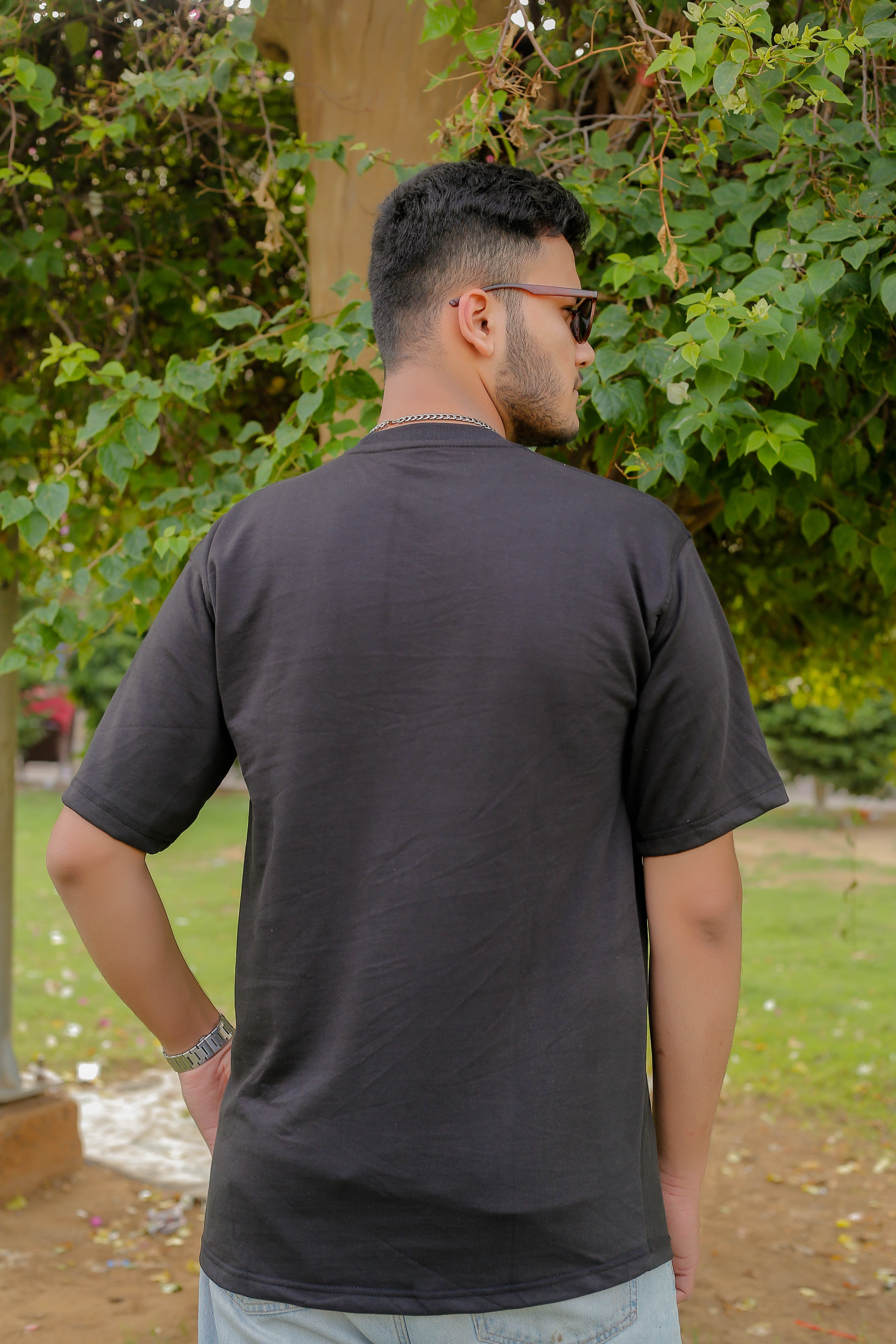 DROP SHOULDER PLAIN BLACK STREETWEAR REDEFINED